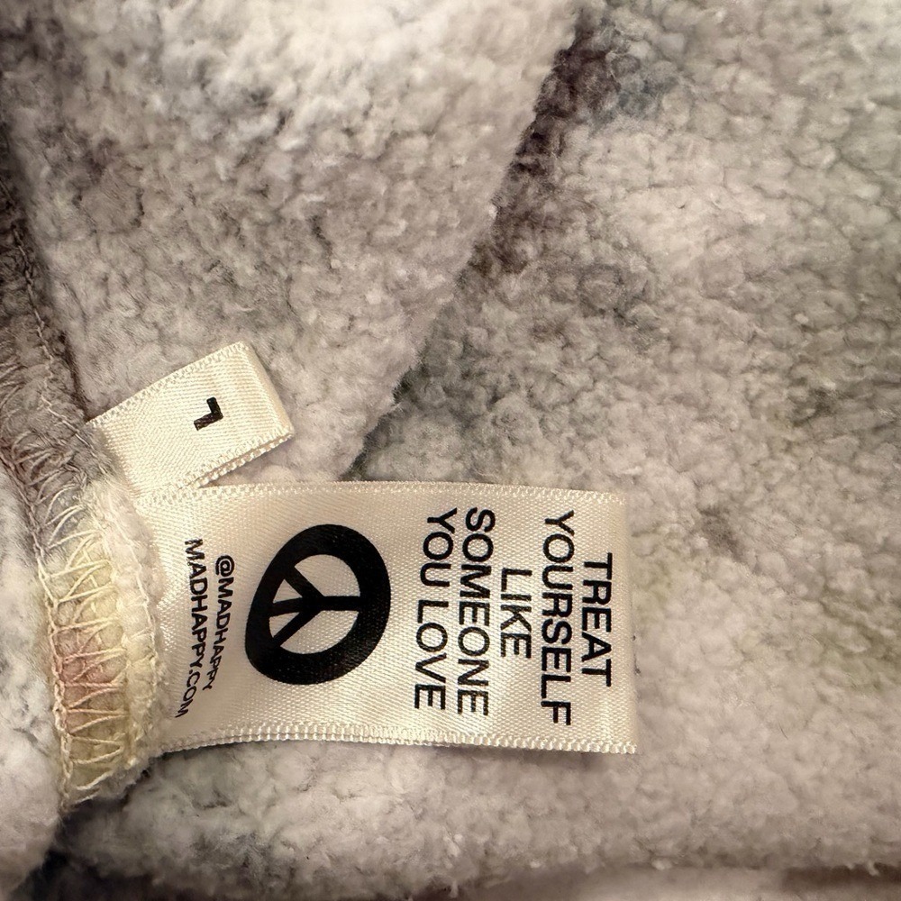Madhappy Cozy Fleece in Subtle‎ Gray - Picture 3 of 5